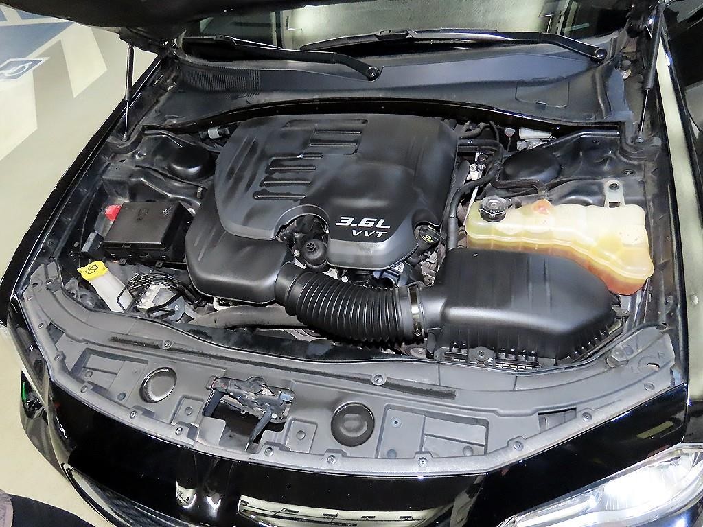 크라이슬러 300C 더뉴300C 3.6 이미지 19