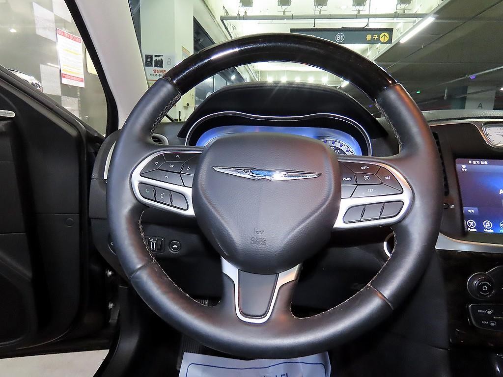 크라이슬러 300C 더뉴300C 3.6 이미지 8