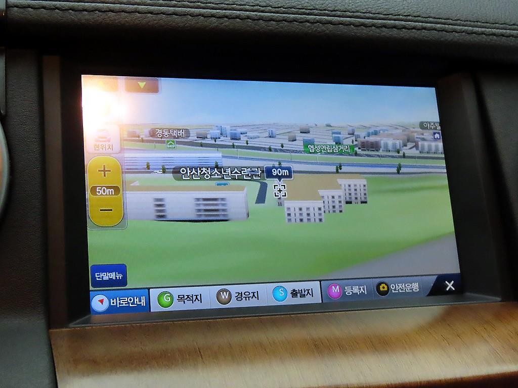 랜드로버 디스커버리 디스커버리4 3.0 SDV6 SE 이미지 9