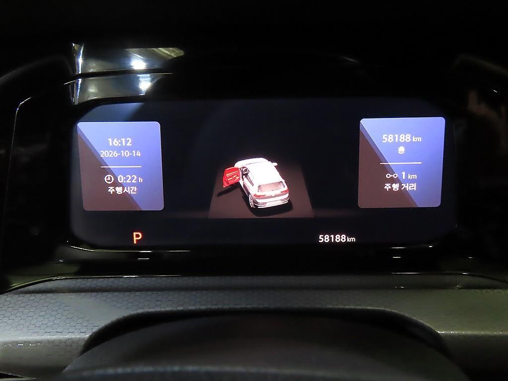 폭스바겐 골프 골프 8세대 2.0 GTI 이미지 9