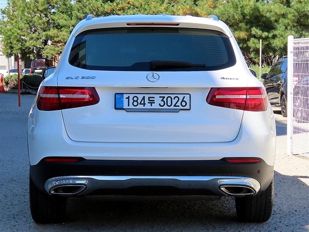 벤츠 GLC 클래스 GLC클래스 X253 GLC 300 4MATIC 이미지 4