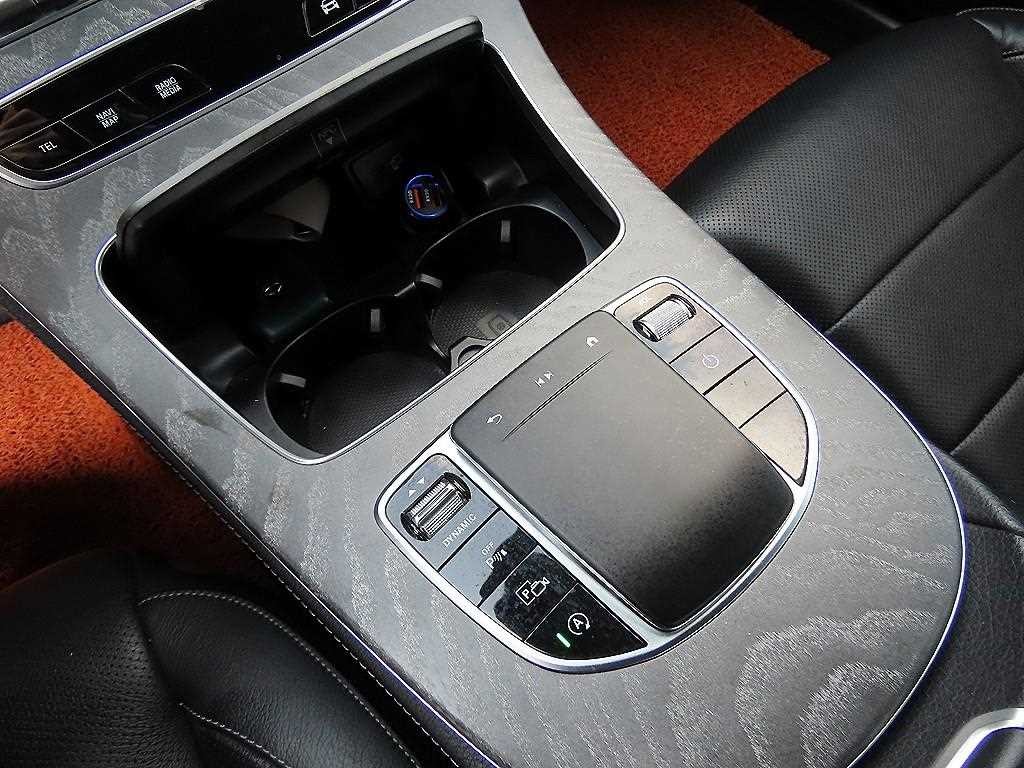 벤츠 E 클래스 E-클래스 W213 E350 4MATIC 아방가르드 이미지 12