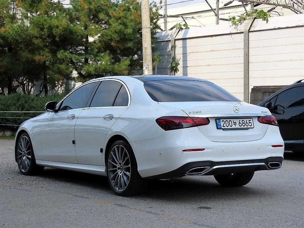 벤츠 E 클래스 E-클래스 W213 E350 4MATIC 아방가르드 이미지 3