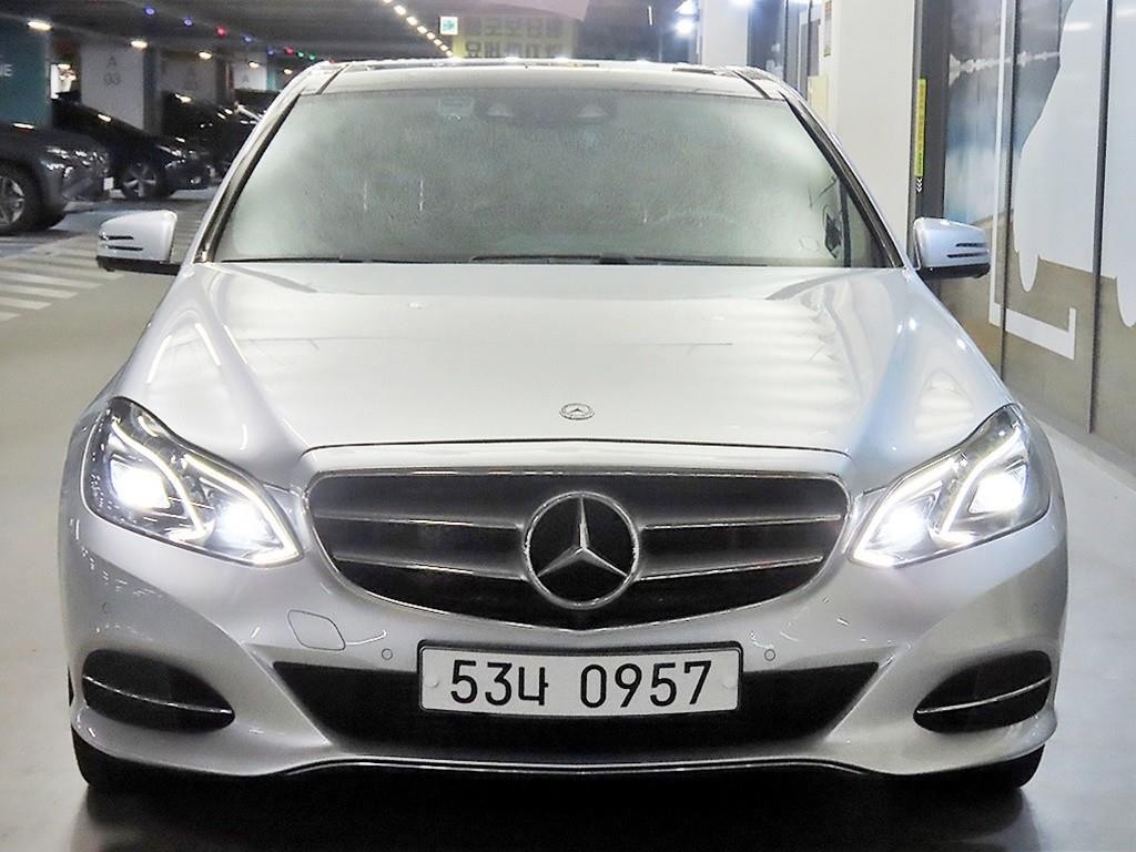 벤츠 E 클래스 E-클래스 W212 E250 블루텍 4MATIC 아방가르드 이미지 2