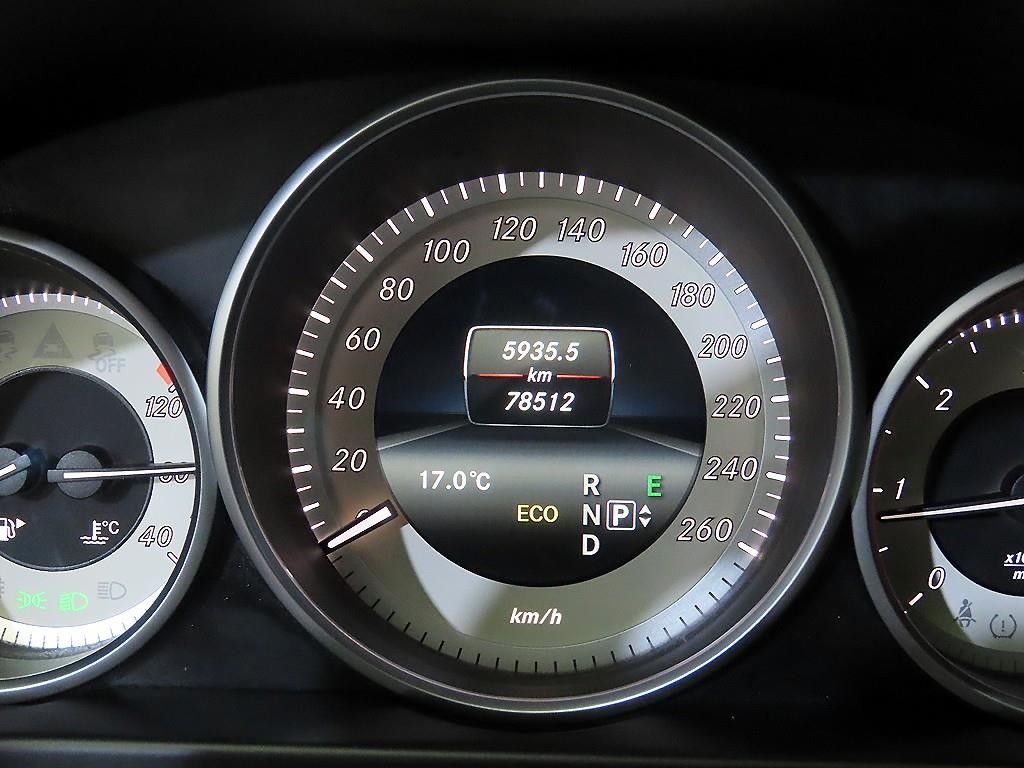 벤츠 E 클래스 E-클래스 W212 E250 블루텍 4MATIC 아방가르드 이미지 9