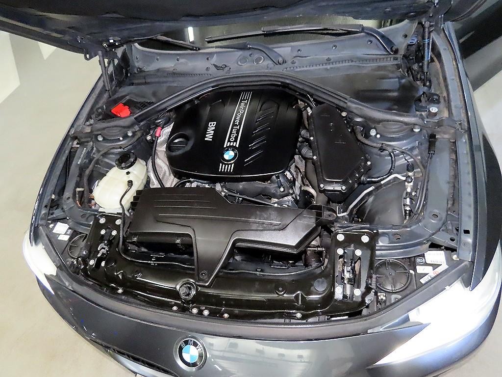 BMW 4시리즈 4시리즈 (F32) 420d 쿠페 럭셔리 이미지 18