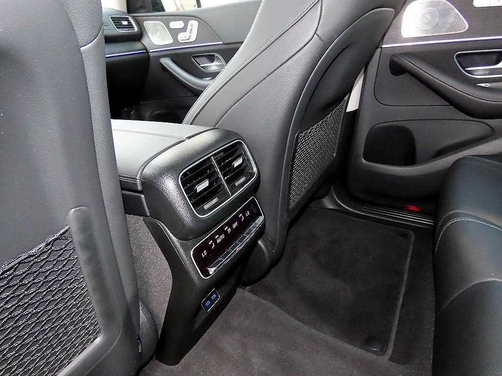 벤츠 GLE 클래스 GLE 클래스 W167 GLE 300d 4MATIC 이미지 15