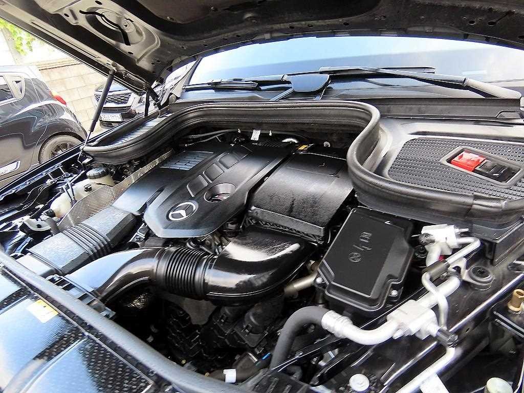 벤츠 GLE 클래스 GLE 클래스 W167 GLE 300d 4MATIC 이미지 19