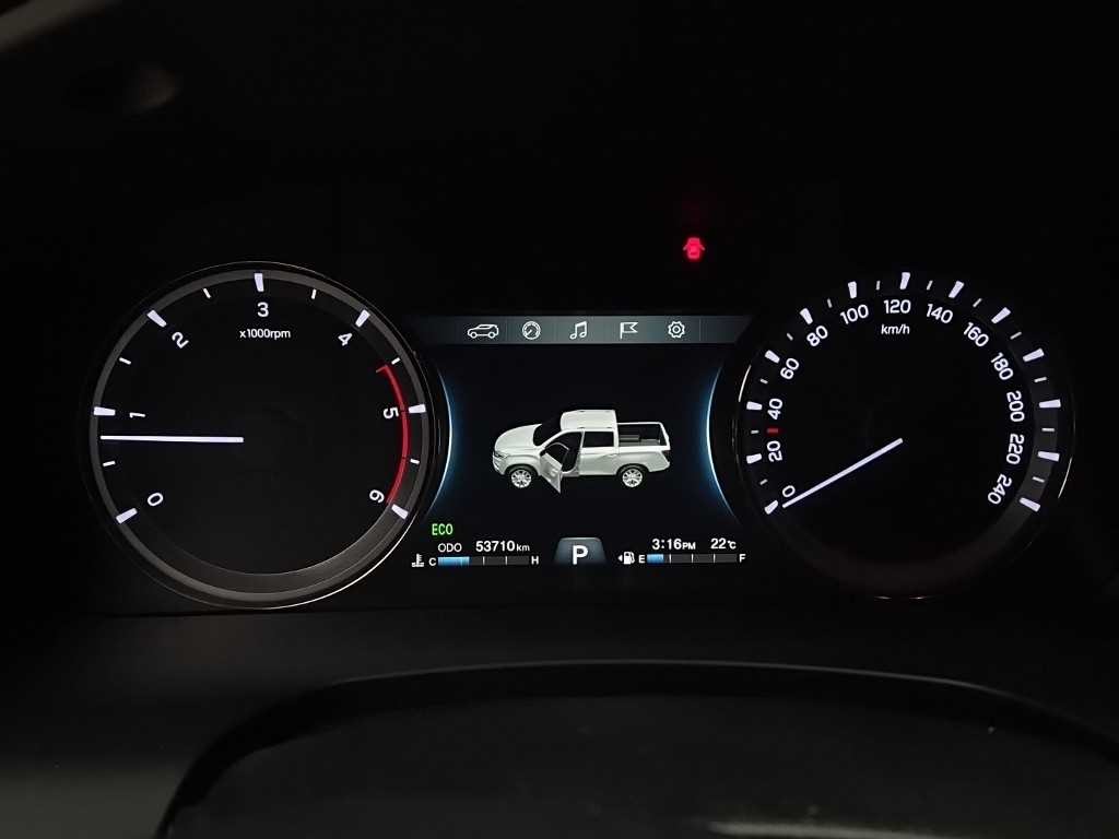 KG모빌리티(쌍용) 렉스턴 렉스턴 스포츠 칸 디젤 2.2 4WD 5링크 다이나믹 에디션 이미지 8