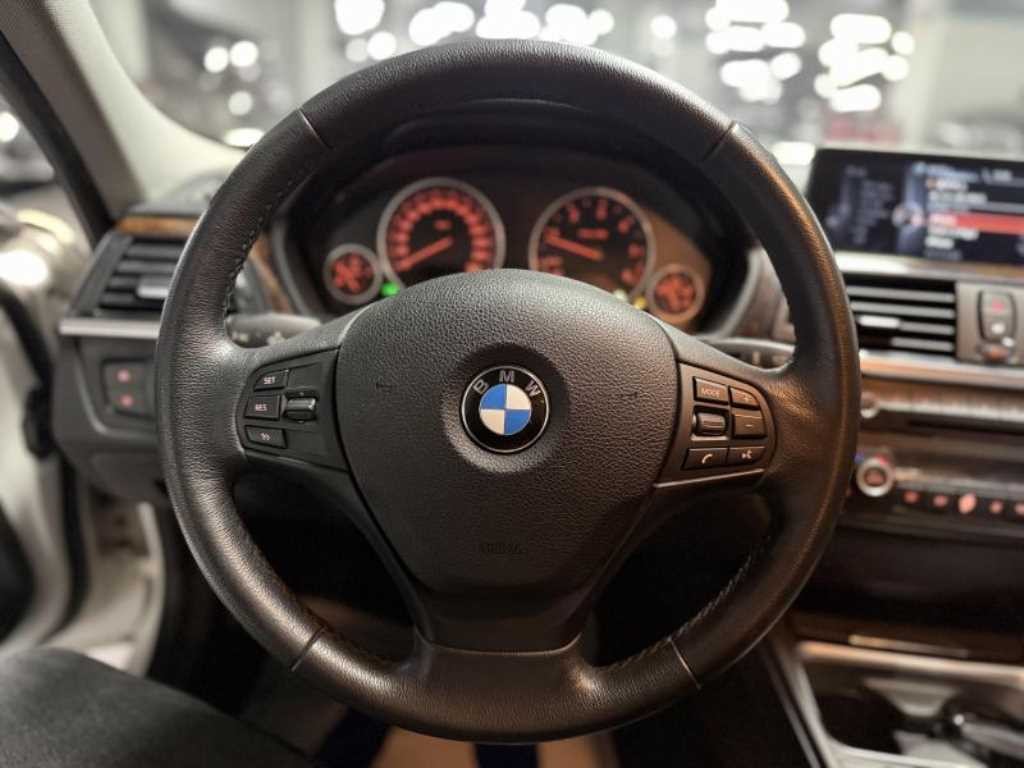 BMW 3시리즈 3시리즈 (F30) 320d 이미지 10
