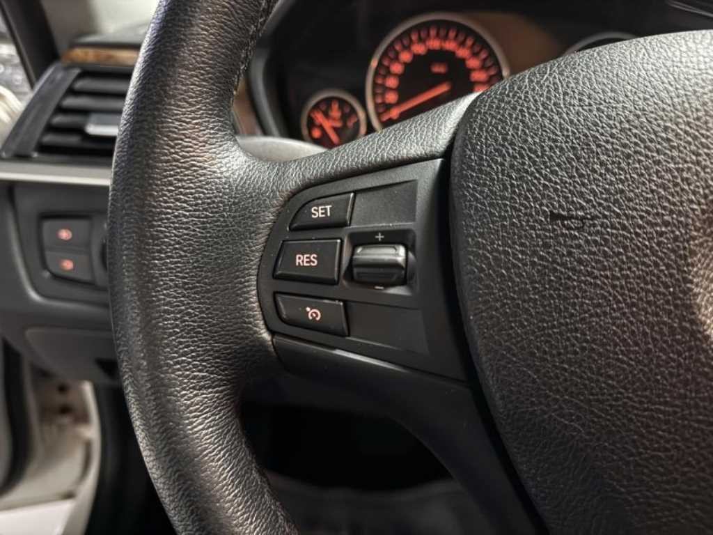 BMW 3시리즈 3시리즈 (F30) 320d 이미지 11