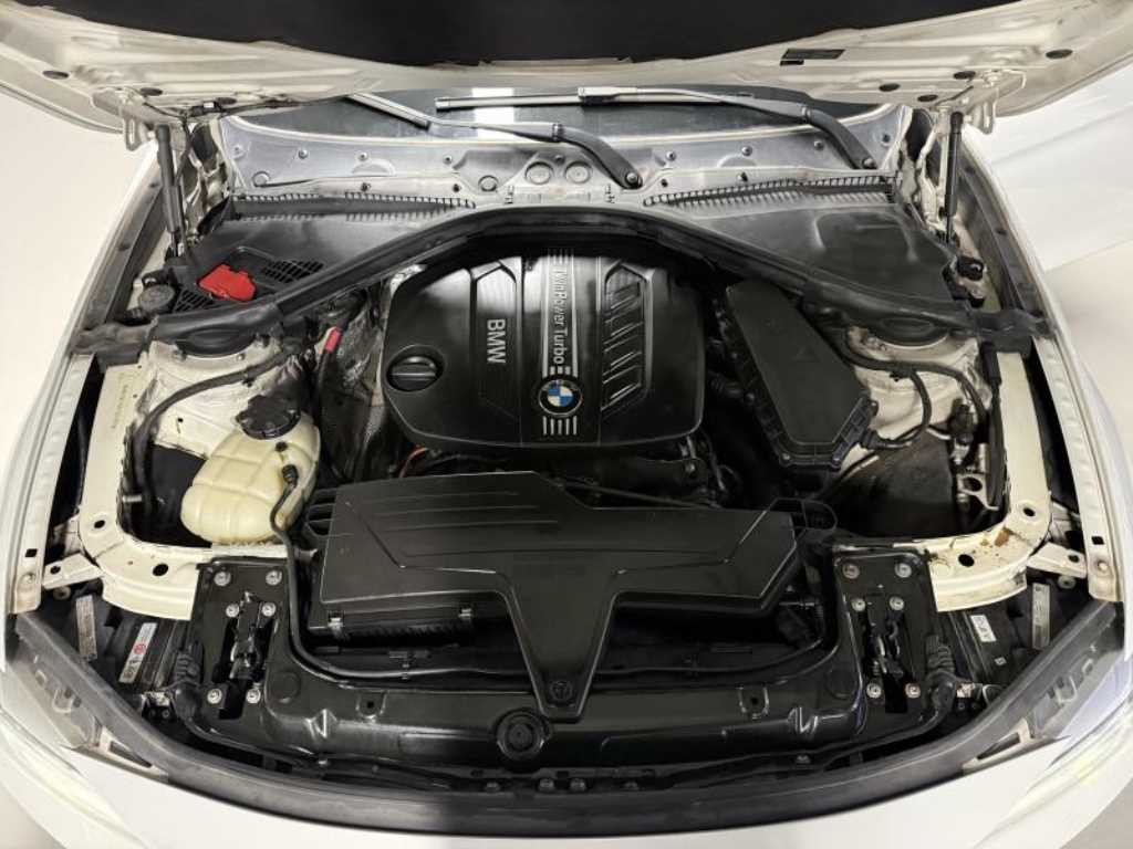 BMW 3시리즈 3시리즈 (F30) 320d 이미지 19