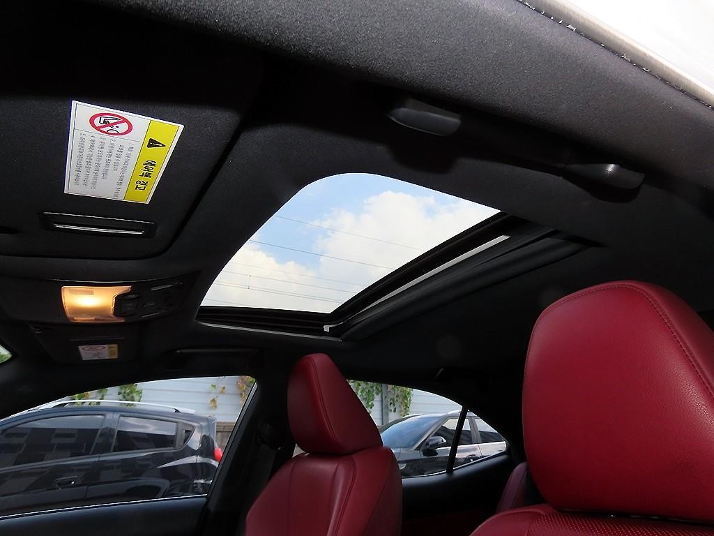 렉서스 IS 뉴IS300 F-SPORT 이미지 18