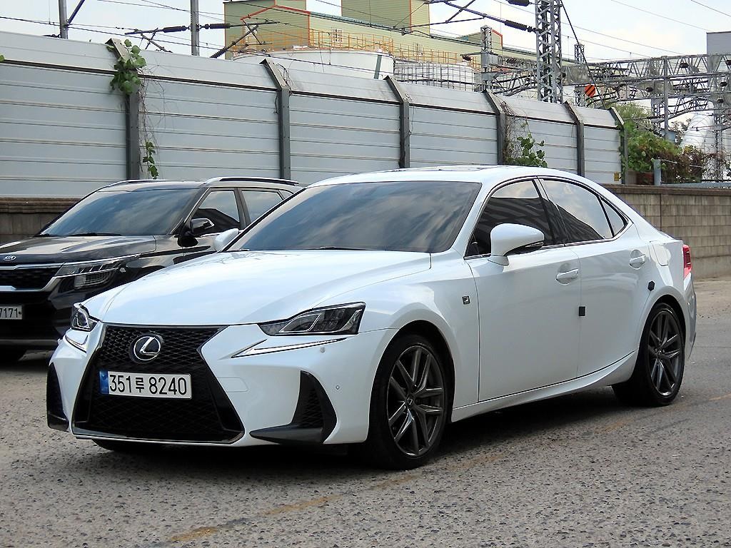 렉서스 IS 뉴IS300 F-SPORT 이미지 2