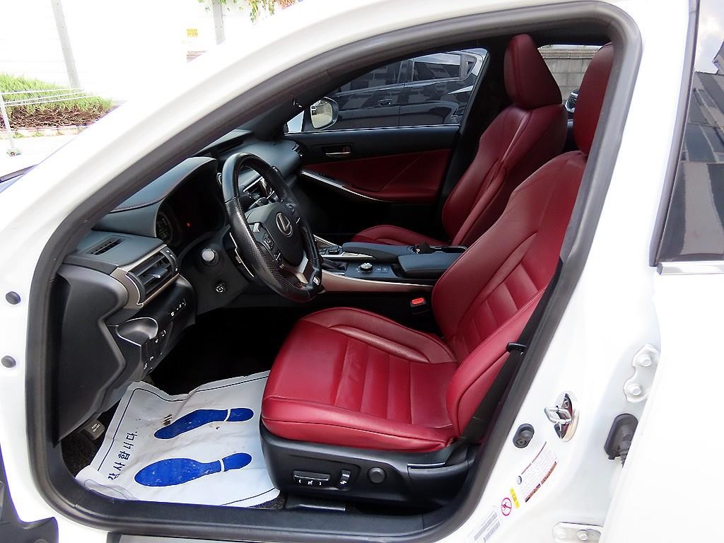 렉서스 IS 뉴IS300 F-SPORT 이미지 5