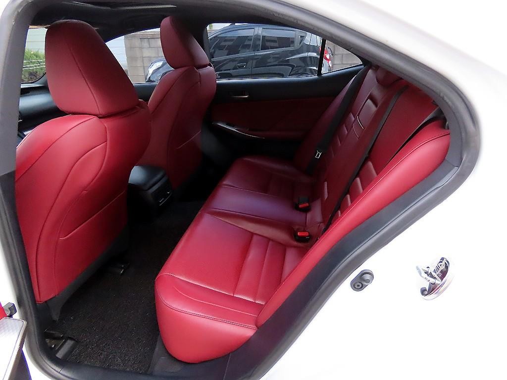 렉서스 IS 뉴IS300 F-SPORT 이미지 6