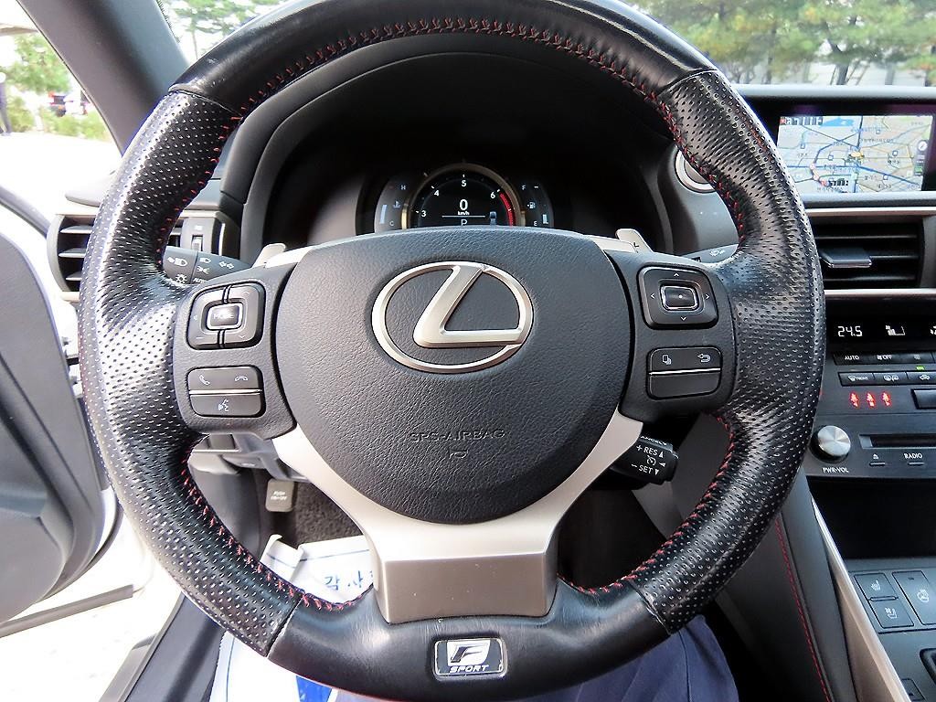 렉서스 IS 뉴IS300 F-SPORT 이미지 8