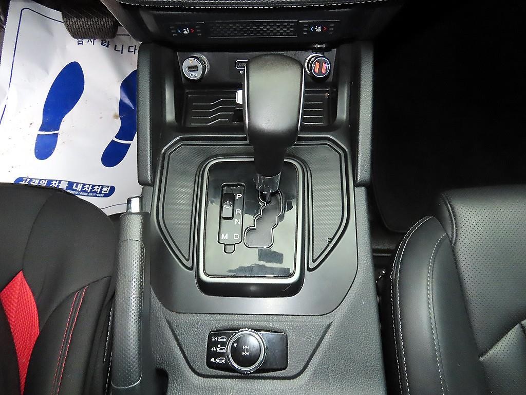 KG모빌리티(쌍용) 렉스턴 더 뉴 렉스턴 스포츠 디젤 2.2 4WD 프레스티지 이미지 10