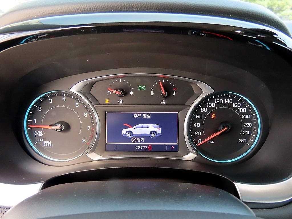 쉐보레 트래버스 3.6 AWD 레드라인 이미지 9
