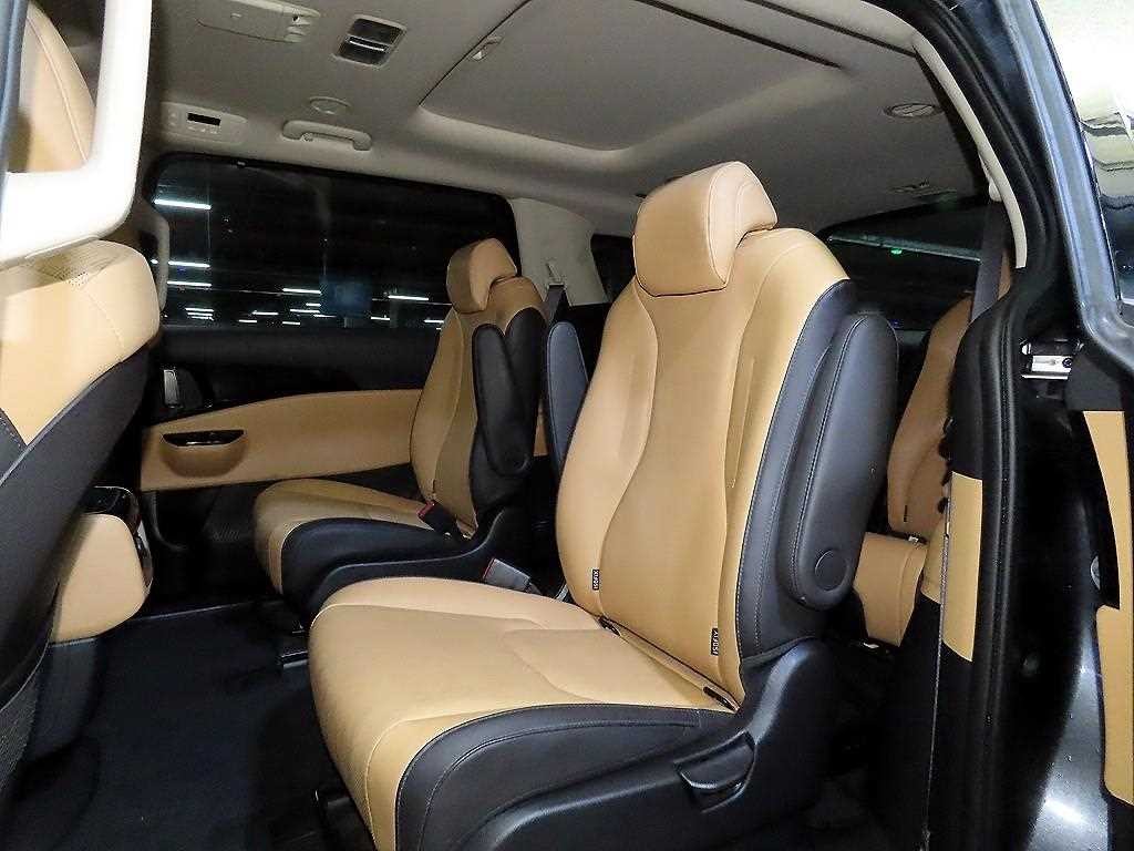 기아 카니발 더 뉴 카니발 4세대 디젤 9인승 노블레스 이미지 7
