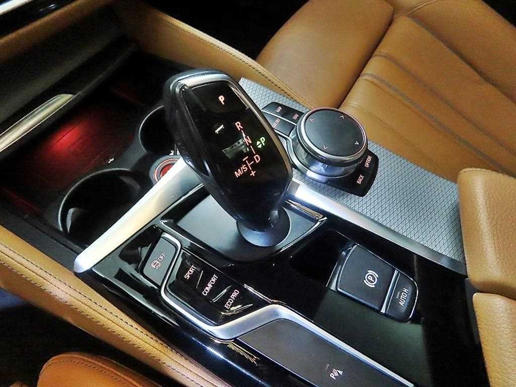BMW 5시리즈 5시리즈 (G30) 530i M 스포츠 플러스 이미지 12