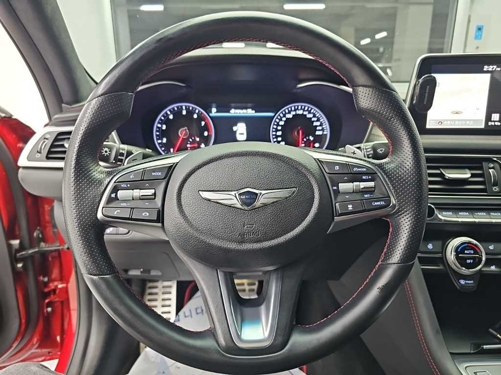 제네시스 G70 2.0T 스포츠 패키지 이미지 9