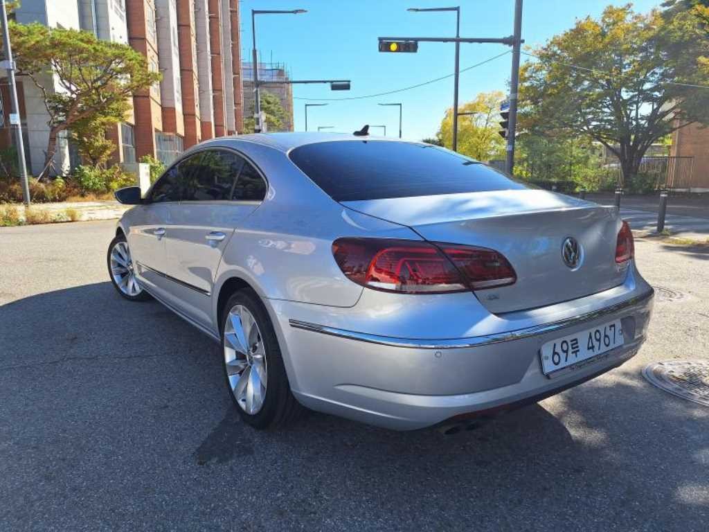 폭스바겐 CC 뉴 CC 2.0 TDI 블루모션 이미지 2