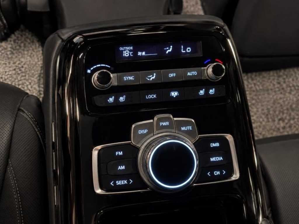 제네시스 G90 3.8 GDI AWD 럭셔리 이미지 18