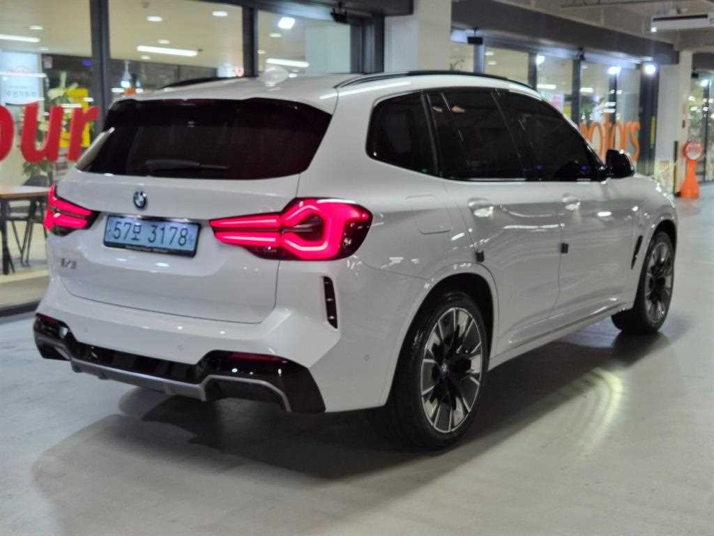 BMW iX3 iX3 (G08) M 스포츠 기본형 이미지 4