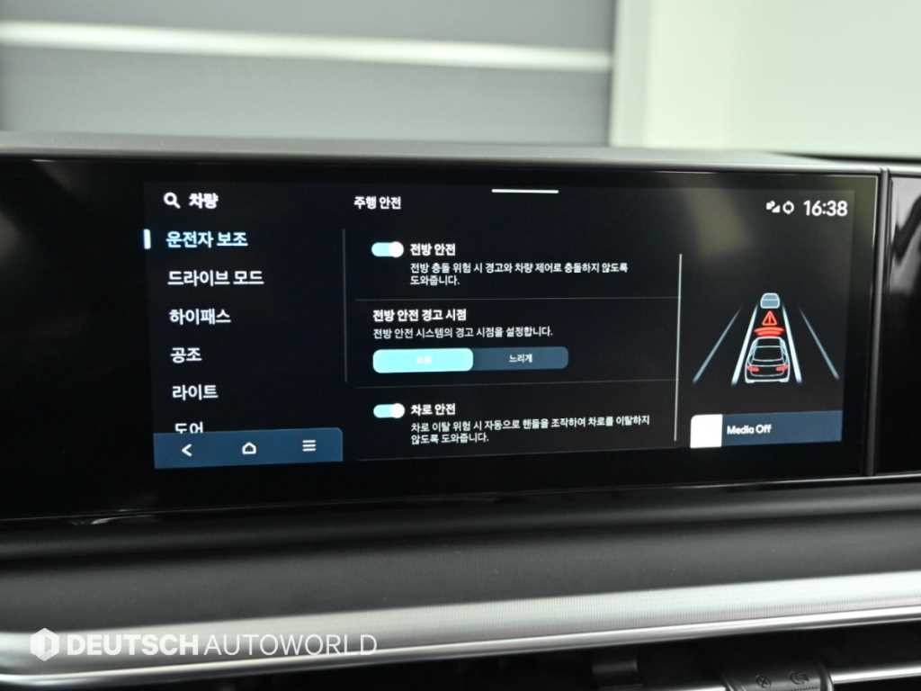 현대 그랜저 그랜저 (GN7) 가솔린 2.5 2WD 프리미엄 이미지 17