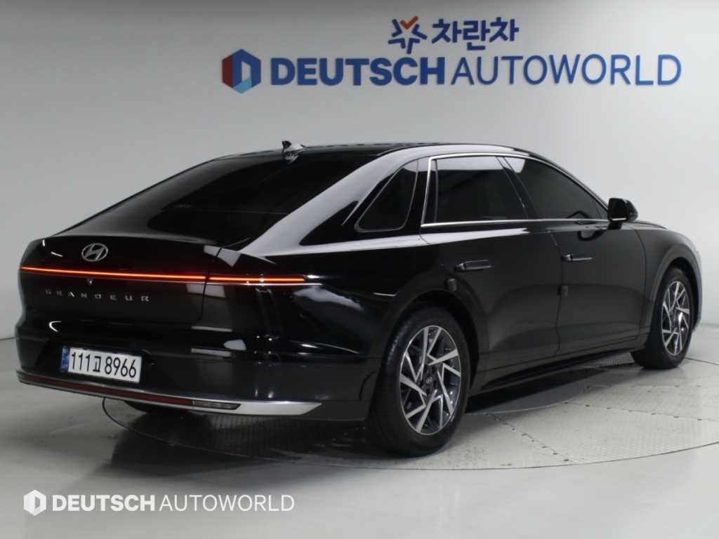 현대 그랜저 그랜저 (GN7) 가솔린 2.5 2WD 프리미엄 이미지 2