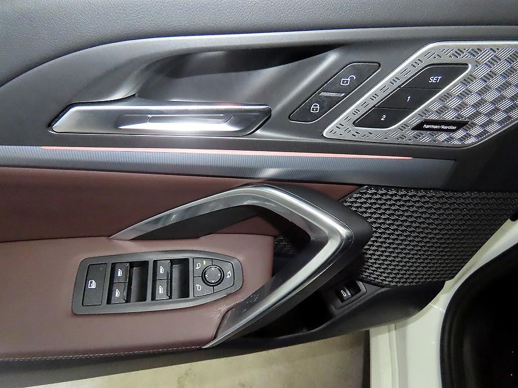 BMW X1 X1 (U11) xDrive 20i M 스포츠 이미지 13
