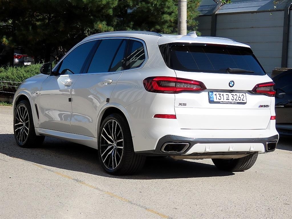 BMW X5 X5 (G05) M50i 이미지 3