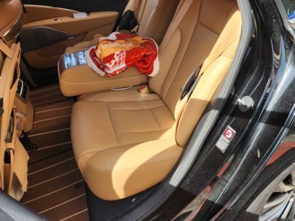 기아 K9 더 뉴 K9 2세대 3.8 GDI 2WD 플래티넘 이미지 6