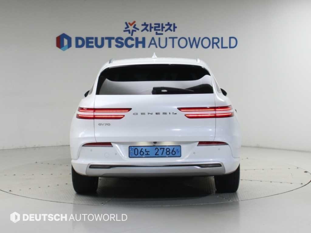 제네시스 GV70 일렉트리파이드 GV70 e-AWD 이미지 4