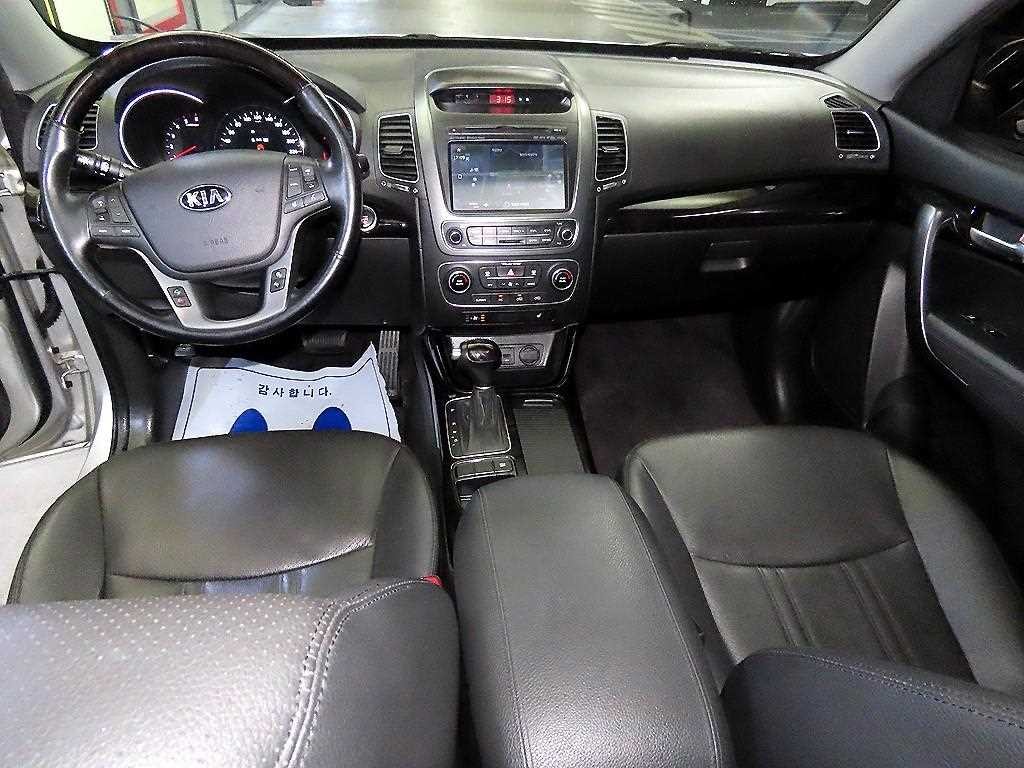 기아 쏘렌토 뉴 쏘렌토 R 2WD 2.0 TLX 스페셜 이미지 10