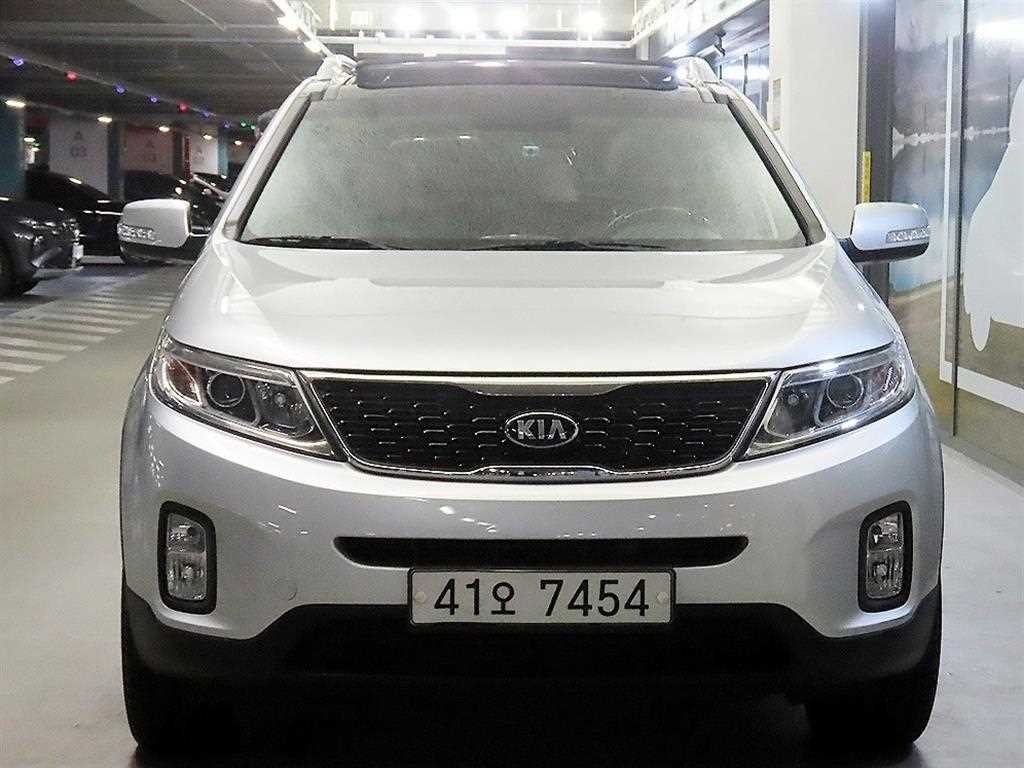 기아 쏘렌토 뉴 쏘렌토 R 2WD 2.0 TLX 스페셜 이미지 2