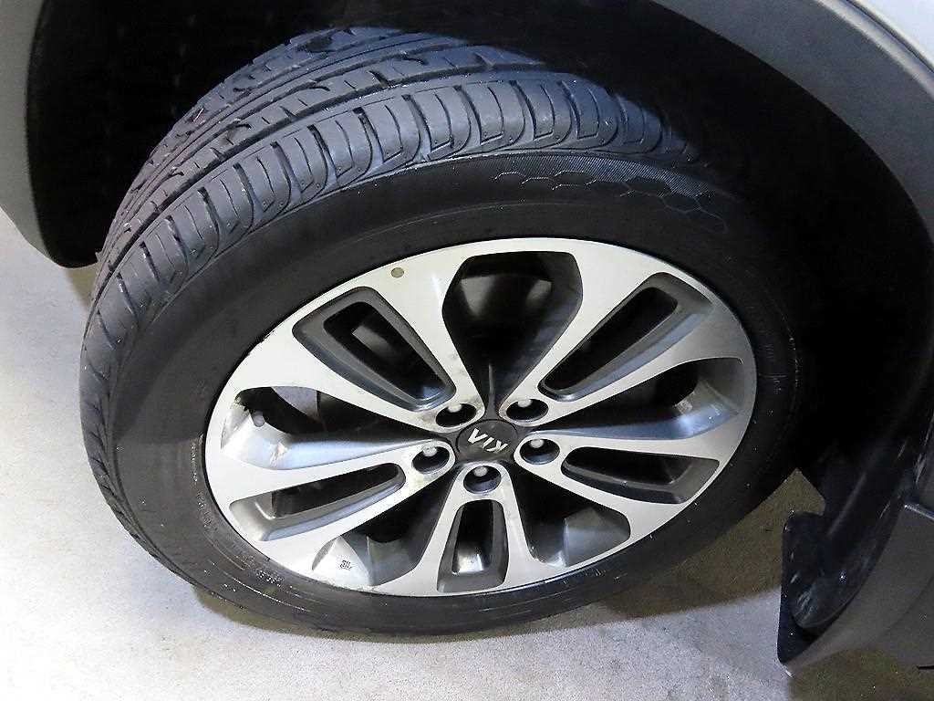 기아 쏘렌토 뉴 쏘렌토 R 2WD 2.0 TLX 스페셜 이미지 20