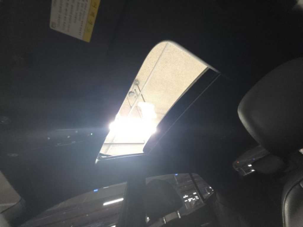 아우디 Q8 45 TDI 콰트로 프리미엄 이미지 17