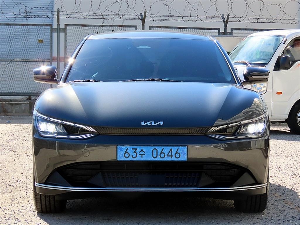 기아 EV6 롱레인지 에어 이미지 1