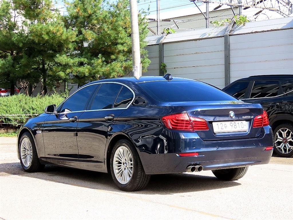 BMW 5시리즈 5시리즈 (F10) 520d 이미지 3