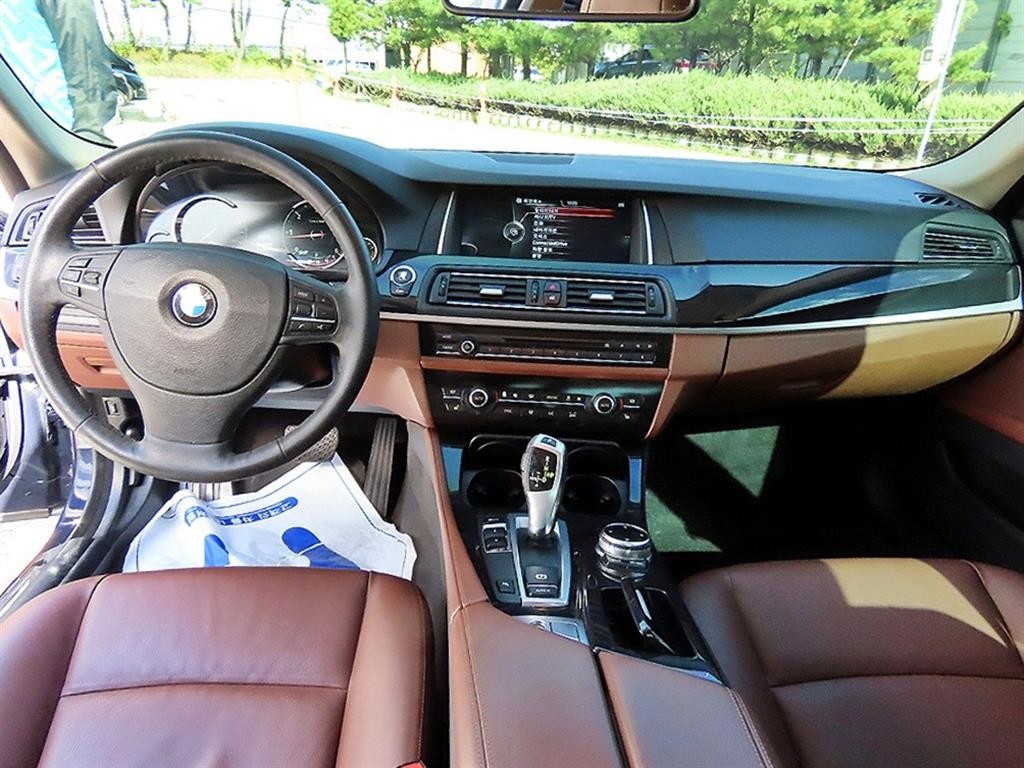 BMW 5시리즈 5시리즈 (F10) 520d 이미지 7