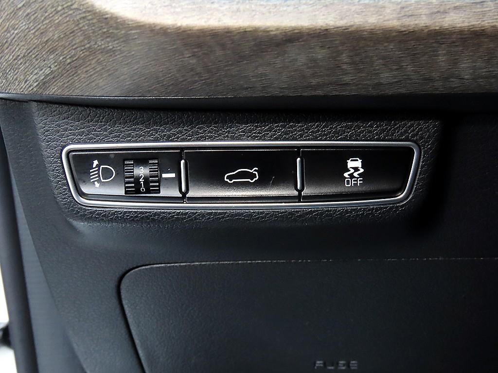 기아 K8 2.5 2WD 노블레스 이미지 12