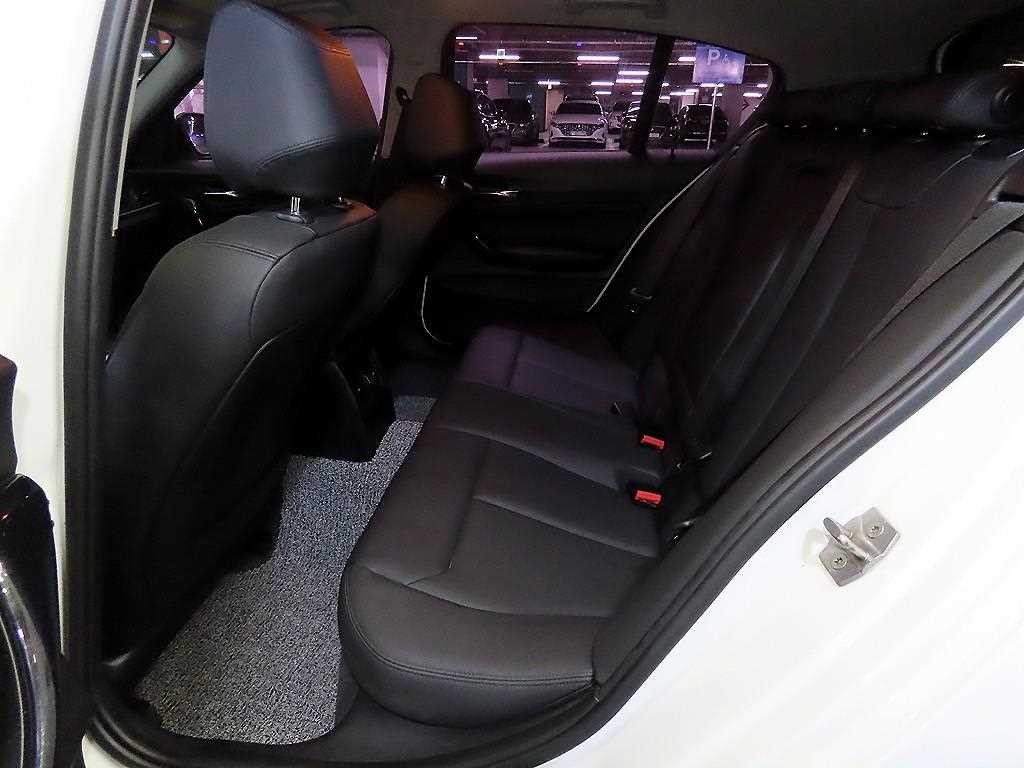 BMW 1시리즈 1시리즈 (F20) 118d 어반 팩 2 이미지 7