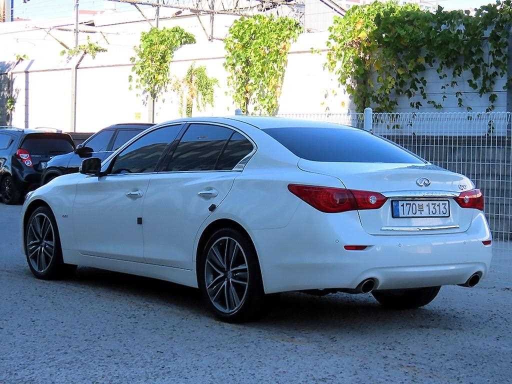 인피니티 Q Q50 2.2D 프리미엄 이미지 3