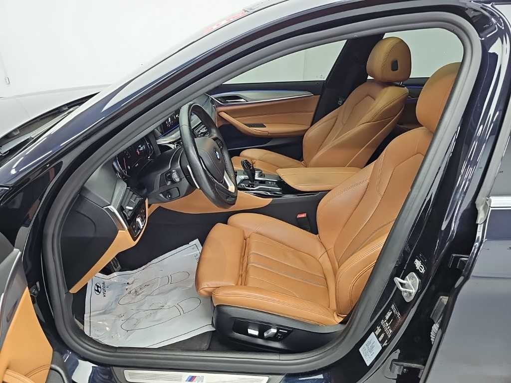 BMW 5시리즈 5시리즈 (G30) 520d M 스포츠 이미지 11