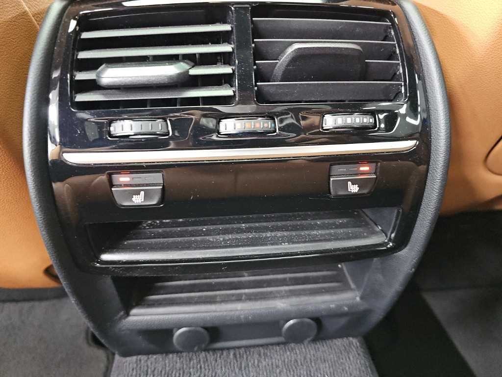 BMW 5시리즈 5시리즈 (G30) 520d M 스포츠 이미지 13