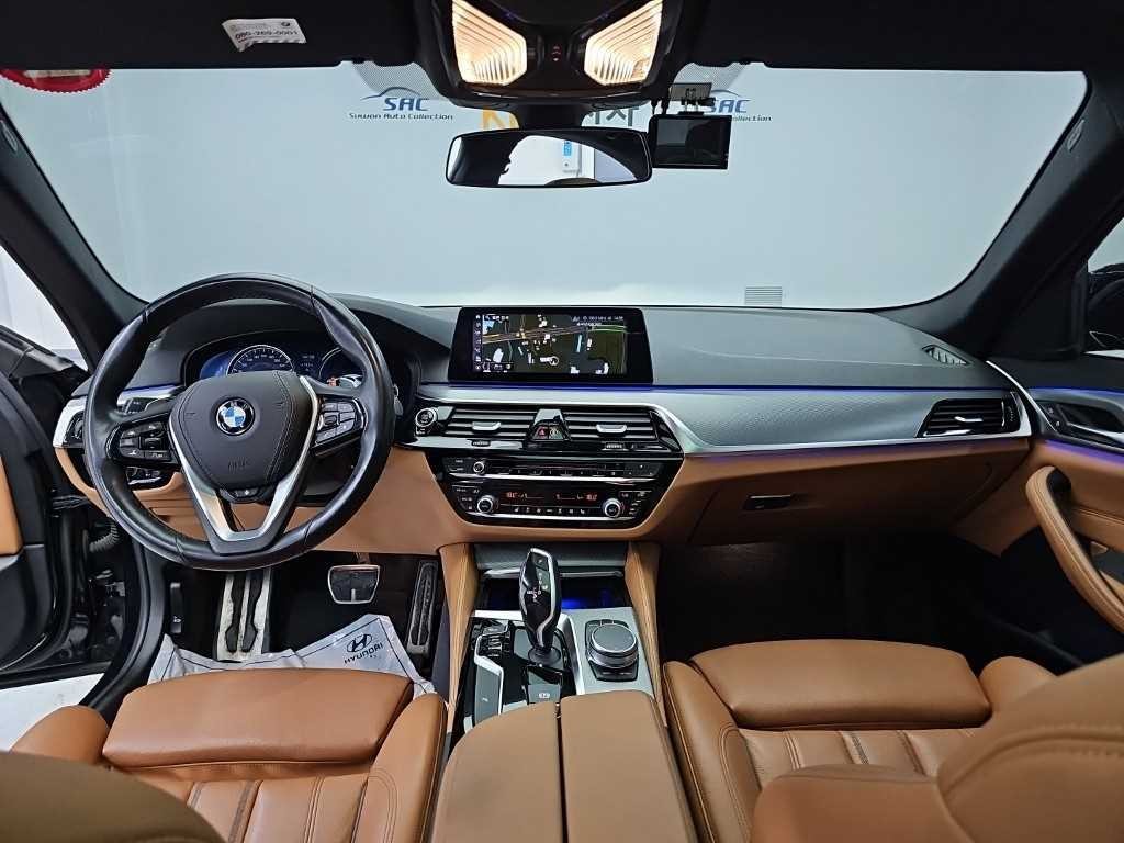 BMW 5시리즈 5시리즈 (G30) 520d M 스포츠 이미지 7