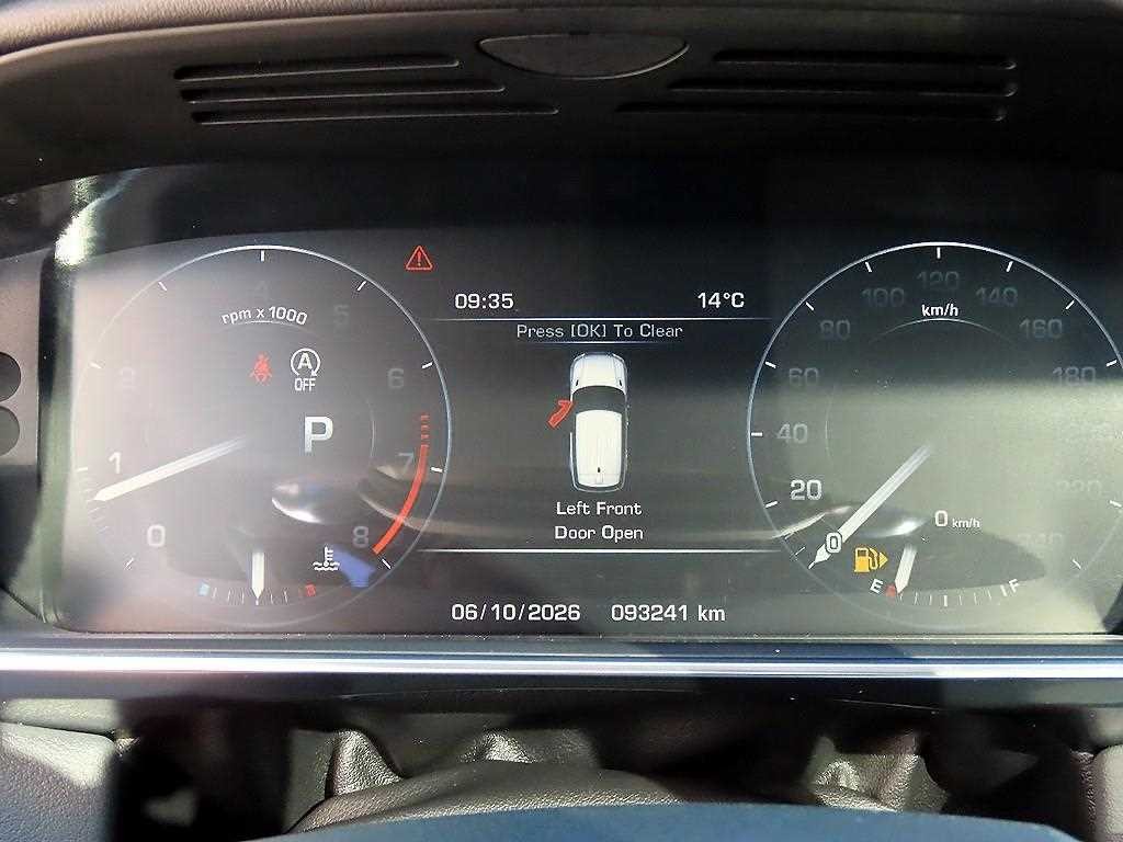 랜드로버 레인지로버 스포츠 레인지로버 스포츠 2세대 3.0 SC HSE 다이나믹 이미지 9