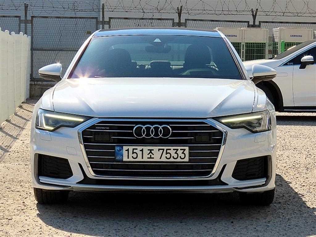 아우디 A6 A6 (C8) 45 TFSI 콰트로 프리미엄 이미지 1